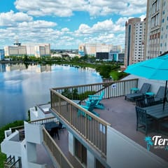 TerraceOnTen Aqua Penthouse, 2003 (Signature)