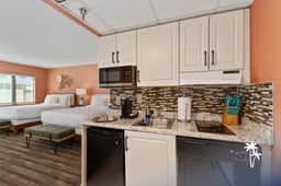 Boho Chic Double Queen Studio, 3108 Ground Floor (Comfort)