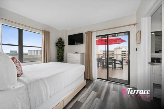 TerraceOnTen Flamingo Penthouse, 3003 (Signature)